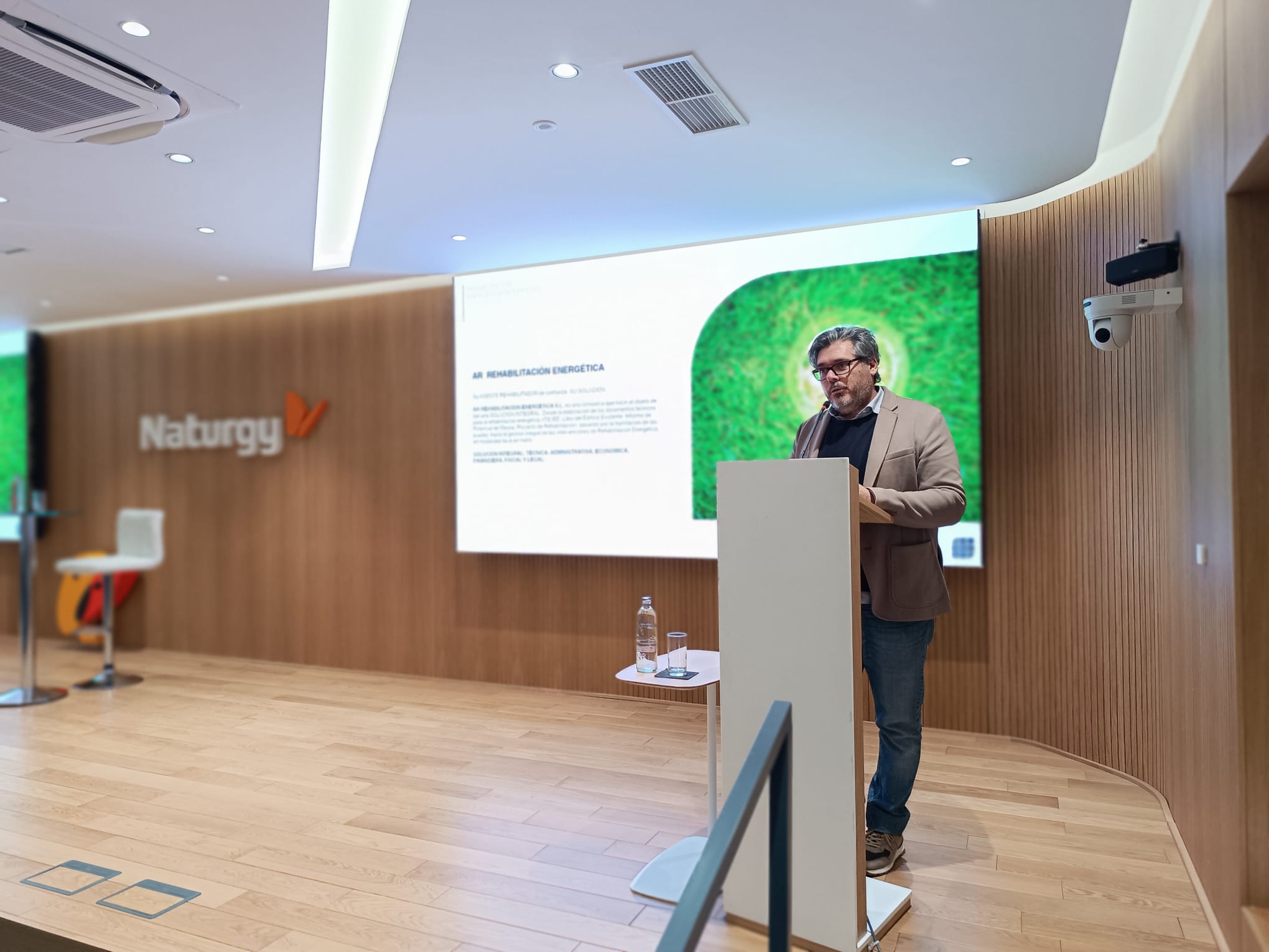 FEGECA presenta el Informe de Mercado de la Calefacción 2024 y analiza el futuro de los gases renovables con Nedgia.