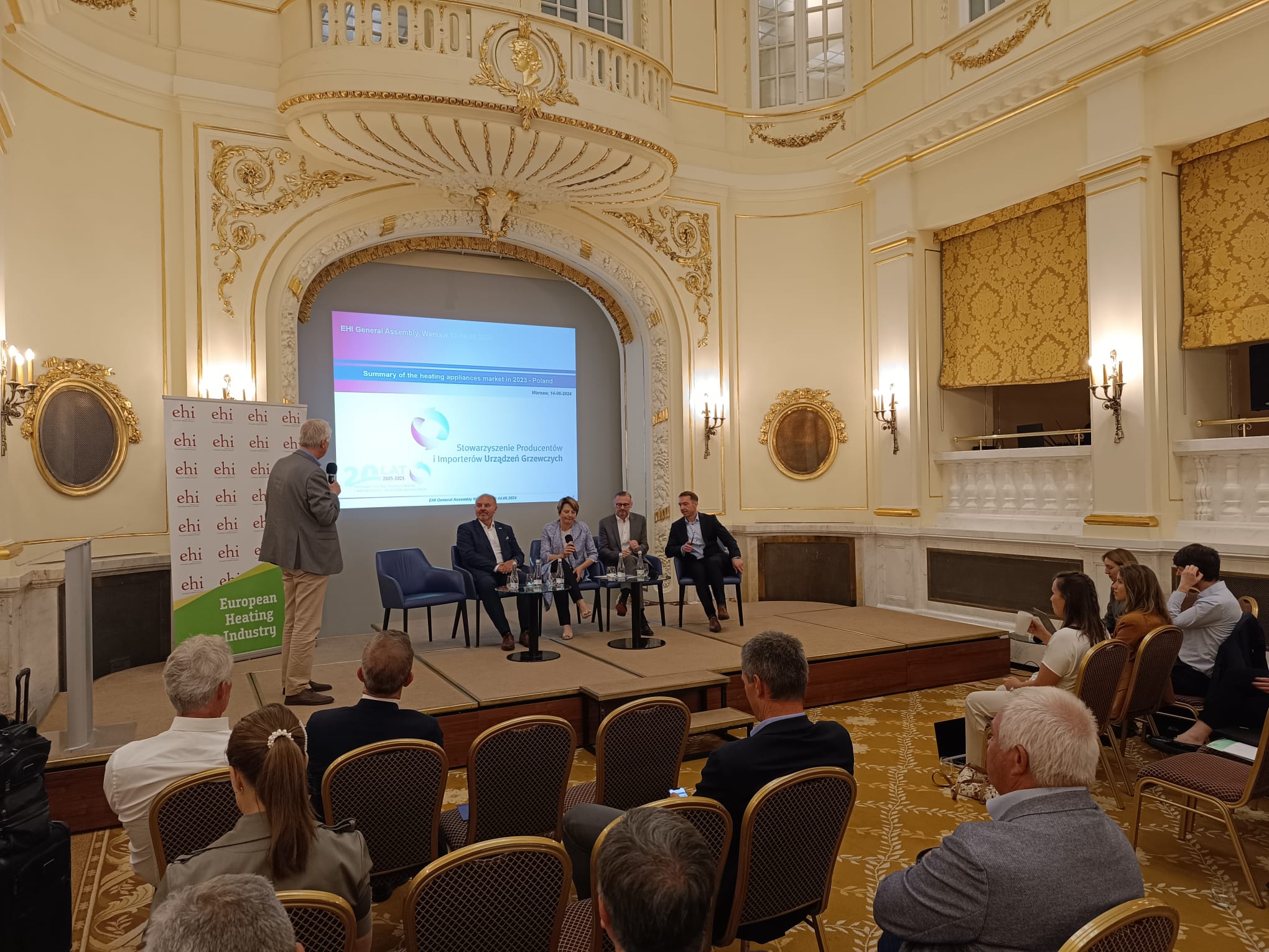  FEGECA participa en la Asamblea General de la EHI 