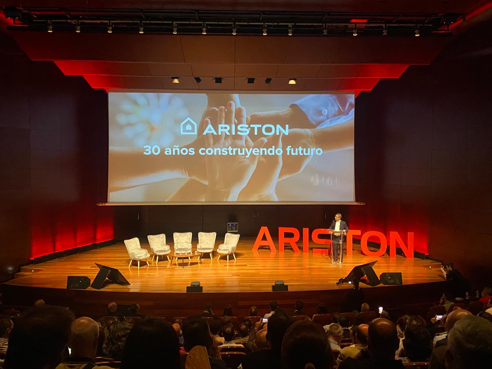 FEGECA asiste a la celebración de los 30 años de Ariston en España 
