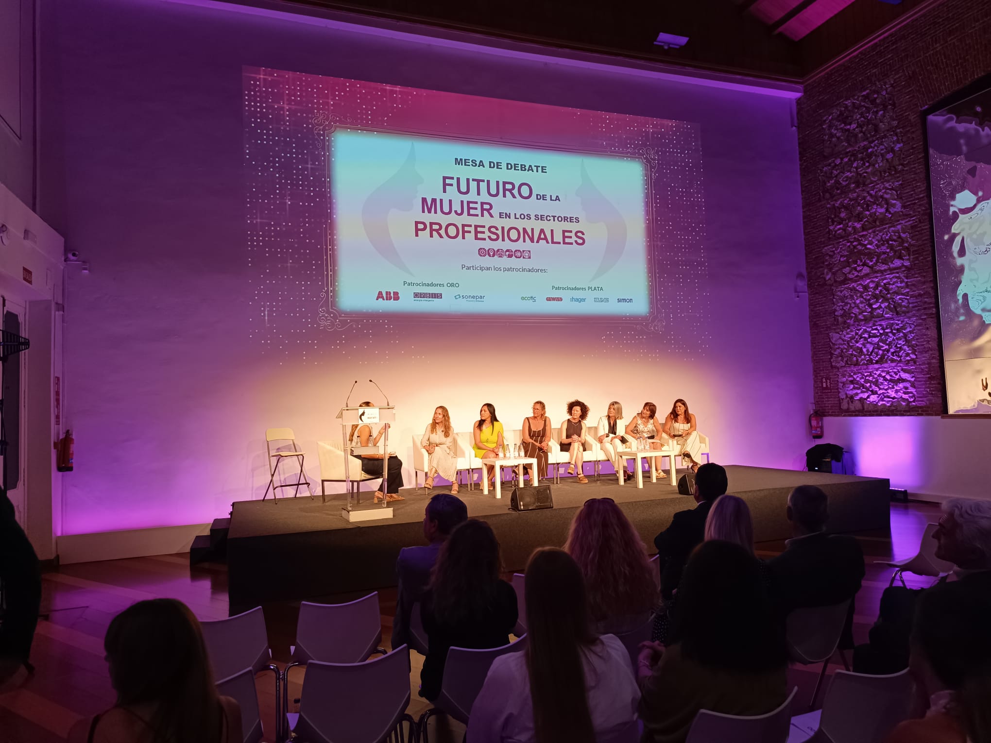 FEGECA participa en el II Congreso y Premios de la Mujer en los sectores Eléctrico, Climatización y Refrigeración