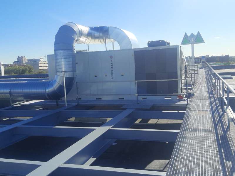 El KUBIC NEXT de Hitecsa climatiza una de las tiendas del el Centro Comercial Alcora de Móstoles