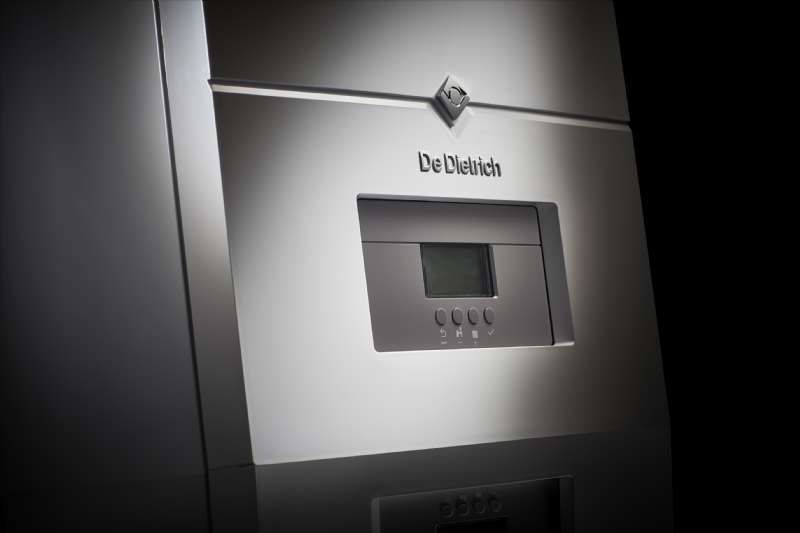 NUEVA CALDERA MURAL DE DIETRICH INIDENS