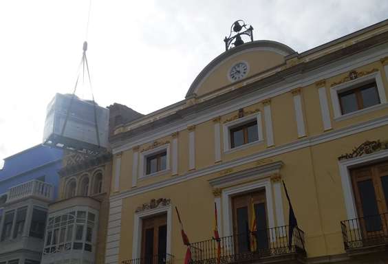 Enfriadora Hitecsa en el Ayuntamiento de Caspe