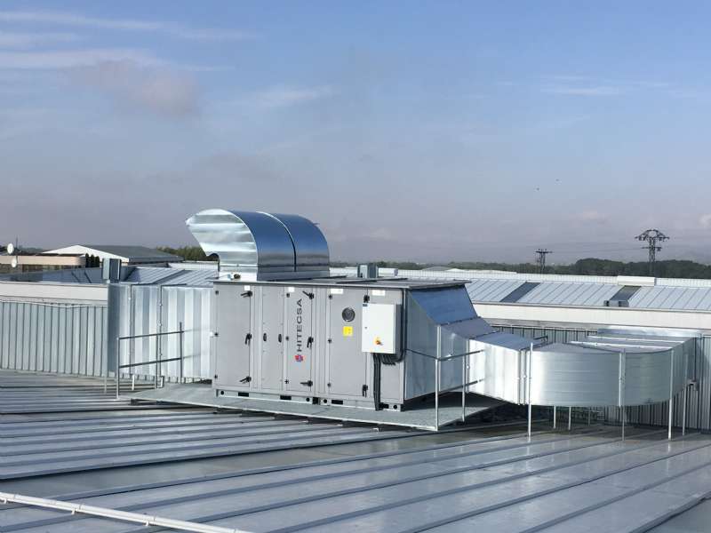 Hitecsa suministra sus UTAs a la fábrica de inyección de plástico de Bañeres de Mariola, Alicante