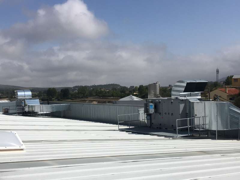 Hitecsa suministra sus UTAs a la fábrica de inyección de plástico de Bañeres de Mariola, Alicante